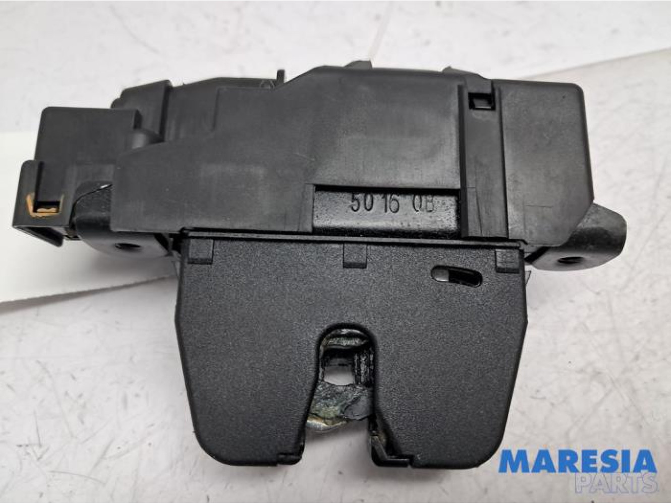 Citroen - C3 - Tailgate lock mechanism