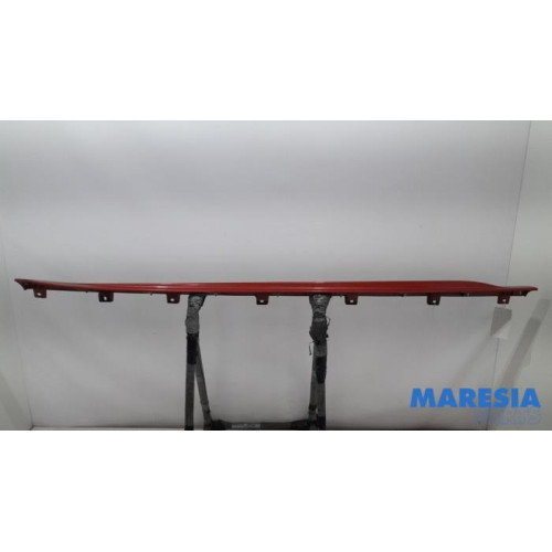 Alfa Romeo - Giulietta - Zijskirt rechts