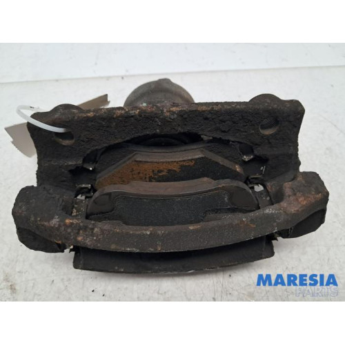 Peugeot - 107 - Etrier de frein (pince) avant droit