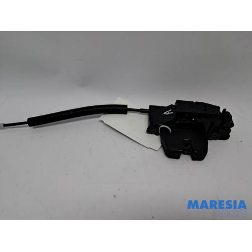 Alfa Romeo - Junior Elettrica - Tailgate lock mechanism