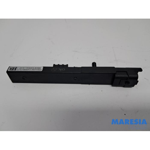 Alfa Romeo - Junior Elettrica - Keyless entry antenne