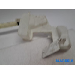 Peugeot - 308 - Réservoir lave-glace avant