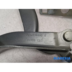 Peugeot - 308 - Motorhaube Scharnier
