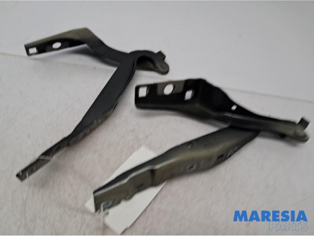 Peugeot - 308 - Motorhaube Scharnier