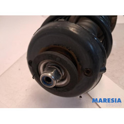 Peugeot - 308 - Stoßdämpferstrebe rechts vorne