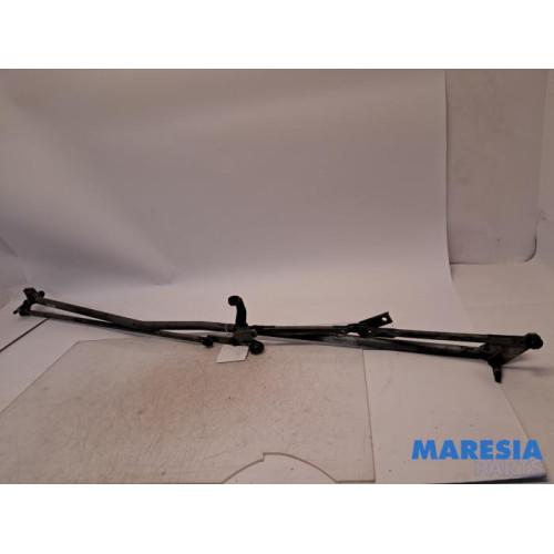 Peugeot - 308 - Wiper mechanism