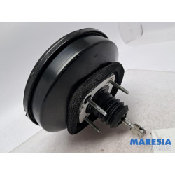 Peugeot - 207 - Assistant de freinage