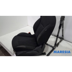 Peugeot - 208 - Siège gauche