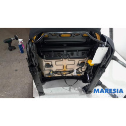 Peugeot - 208 - Siège gauche