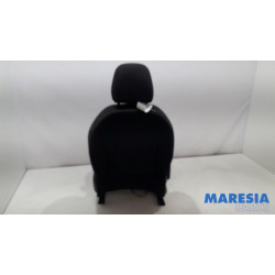 Peugeot - 208 - Seat, right