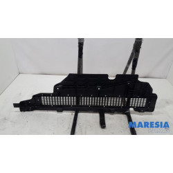 Renault - Clio - Beschermplaat bodem