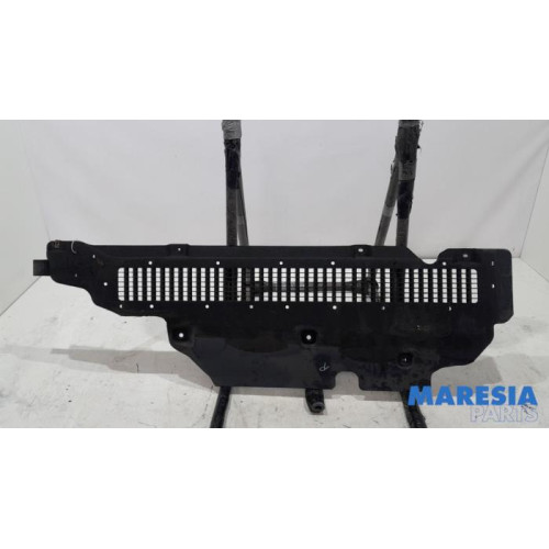 Renault - Clio - Beschermplaat bodem