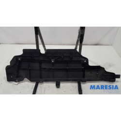 Renault - Clio - Beschermplaat bodem