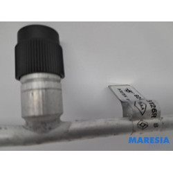 Renault - Clio - Airco Leiding