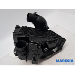 Renault - Clio - Luchtfilterhuis