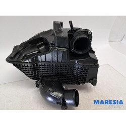 Renault - Clio - Luchtfilterhuis