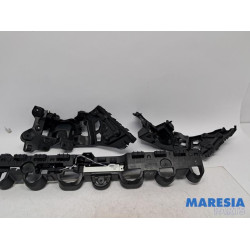 Renault - Clio - Bumpersteun midden-achter