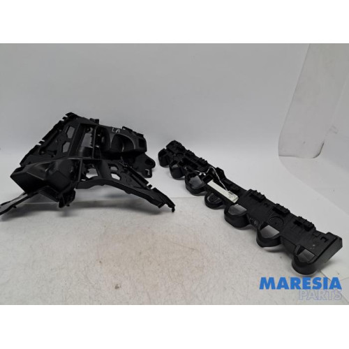 Renault - Clio - Bumpersteun midden-achter