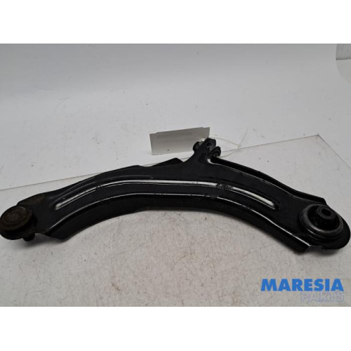 Renault - Clio - Draagarm onder rechts-voor