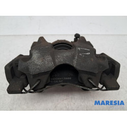 Renault - Clio - Remklauw (Tang) links-voor