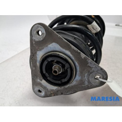 Renault - Clio - Barre amortisseur avant droit