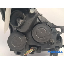 Peugeot - Partner - Koplamp links