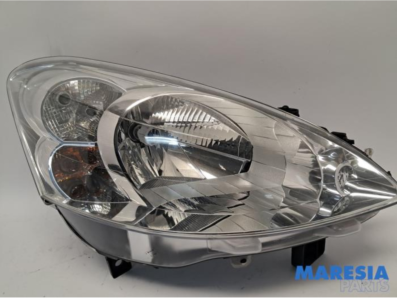 Peugeot - Partner - Headlight, right