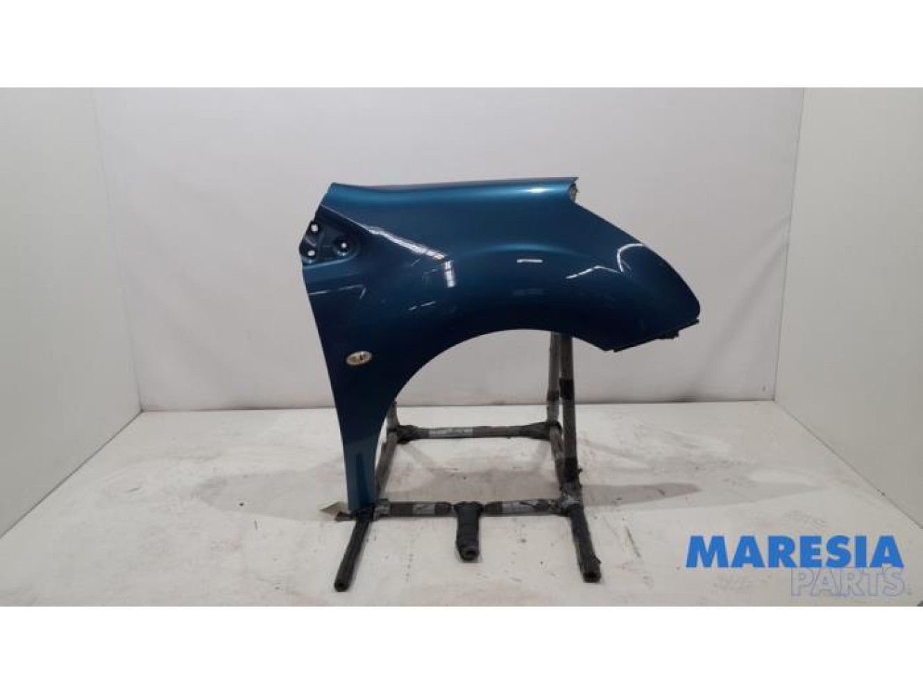 Peugeot - Partner - Scherm rechts-voor