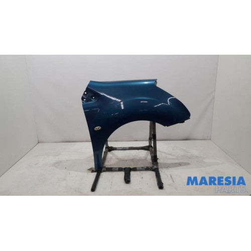 Peugeot - Partner - Scherm rechts-voor