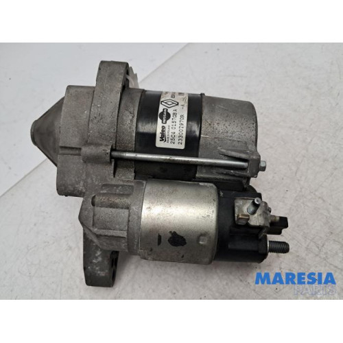 Renault - Clio - Startmotor