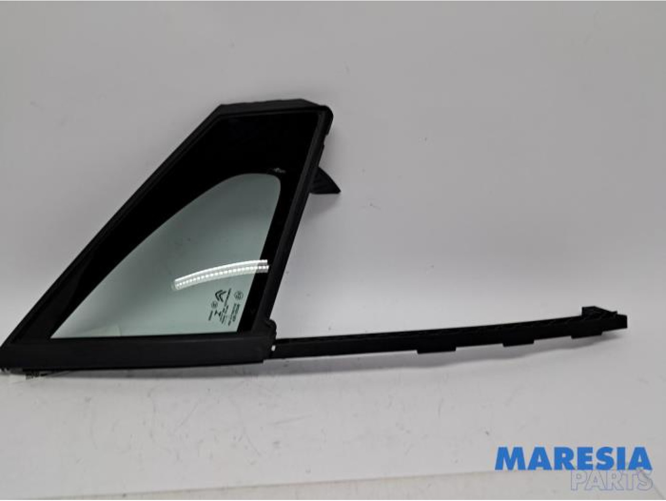 Citroen - C3 - Quarter light, front right