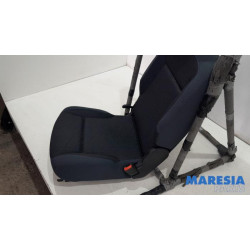 Peugeot - Partner - Sitz hinten