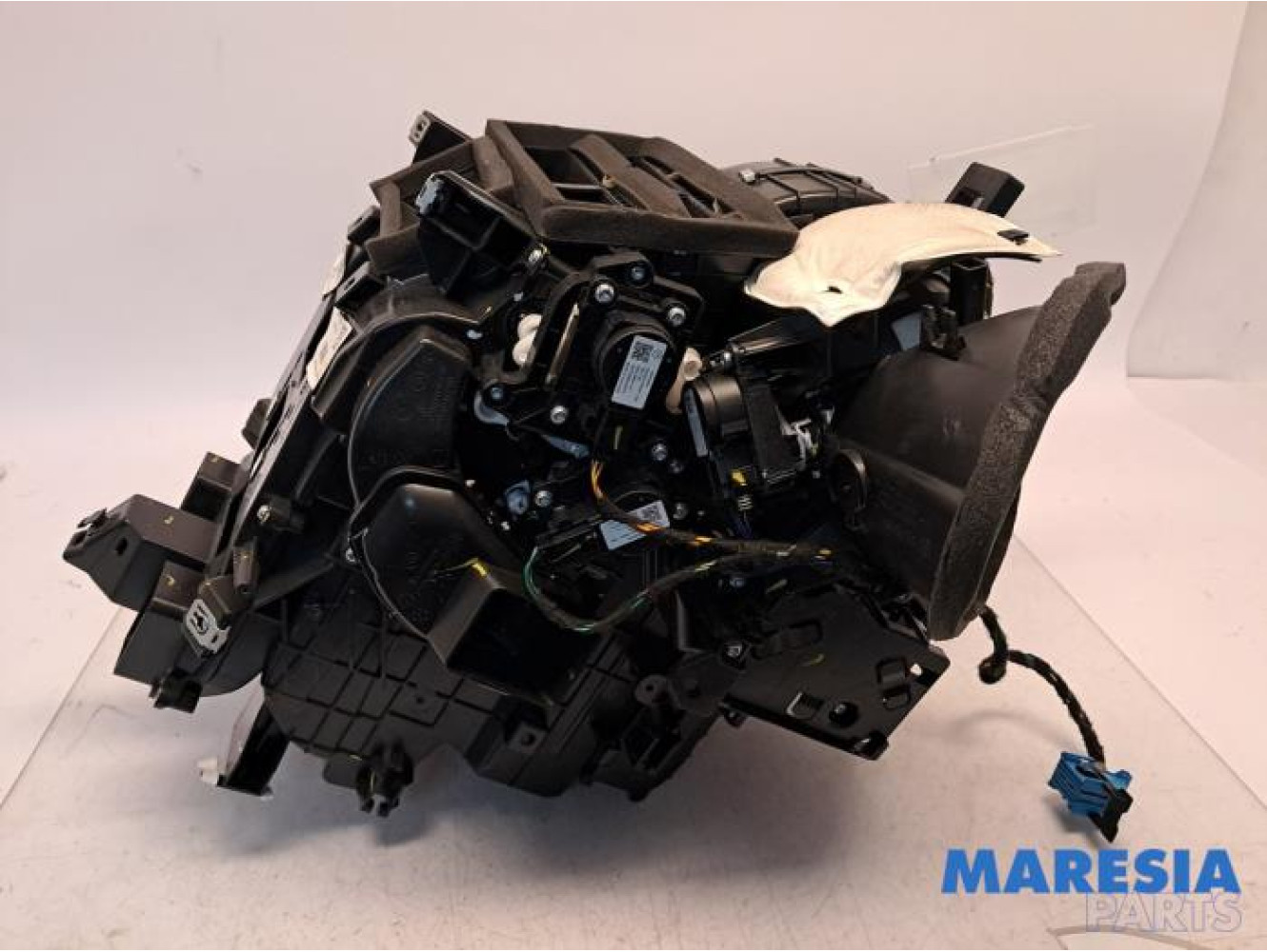 Peugeot - 208 - Heizgehäuse