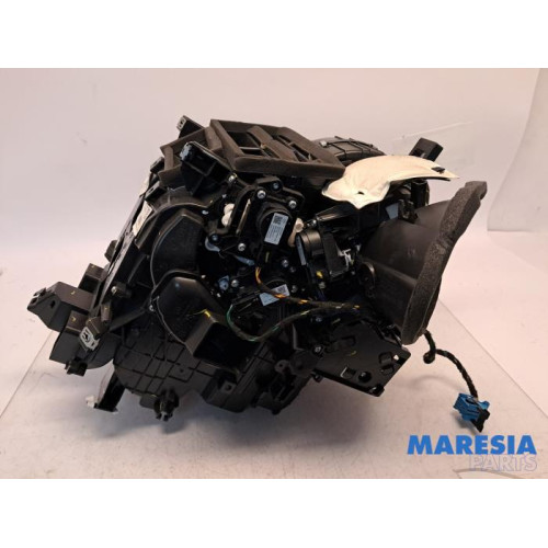 Peugeot - 208 - Heizgehäuse