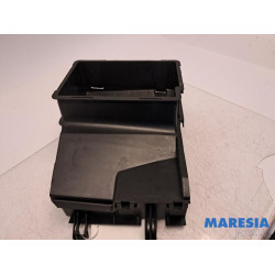 Renault - Clio - Luft Leitung