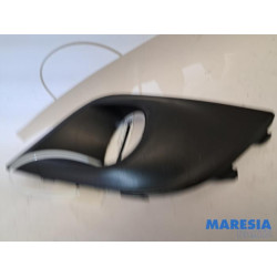 Renault - Clio - Afdekplaat mistlamp rechts