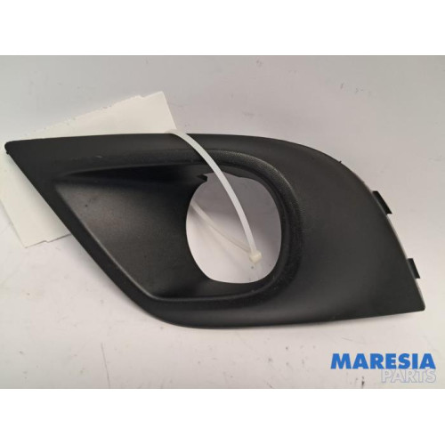 Renault - Clio - Cover plate fog light, left