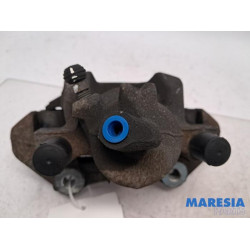 Renault - Clio - Remklauw (Tang) links-voor