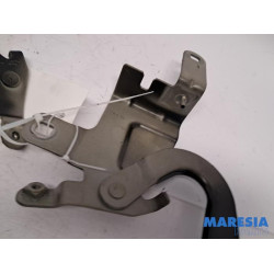 Renault - Clio - Motorkap Scharnier