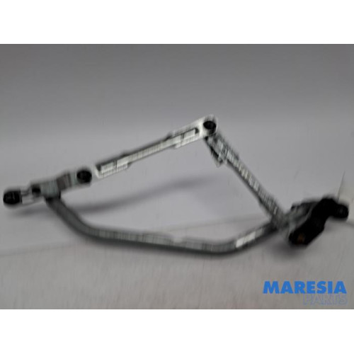 Peugeot - 207 - Wiper mechanism
