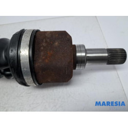 Peugeot - 207 - Front drive shaft, left