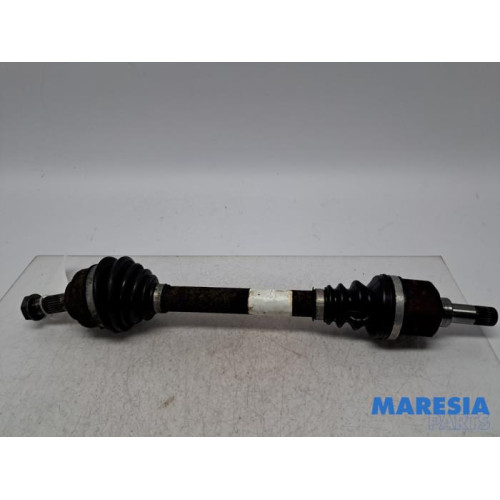 Peugeot - 207 - Front drive shaft, left