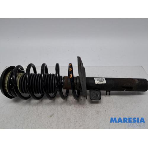 Peugeot - 207 - Stoßdämpferstrebe rechts vorne