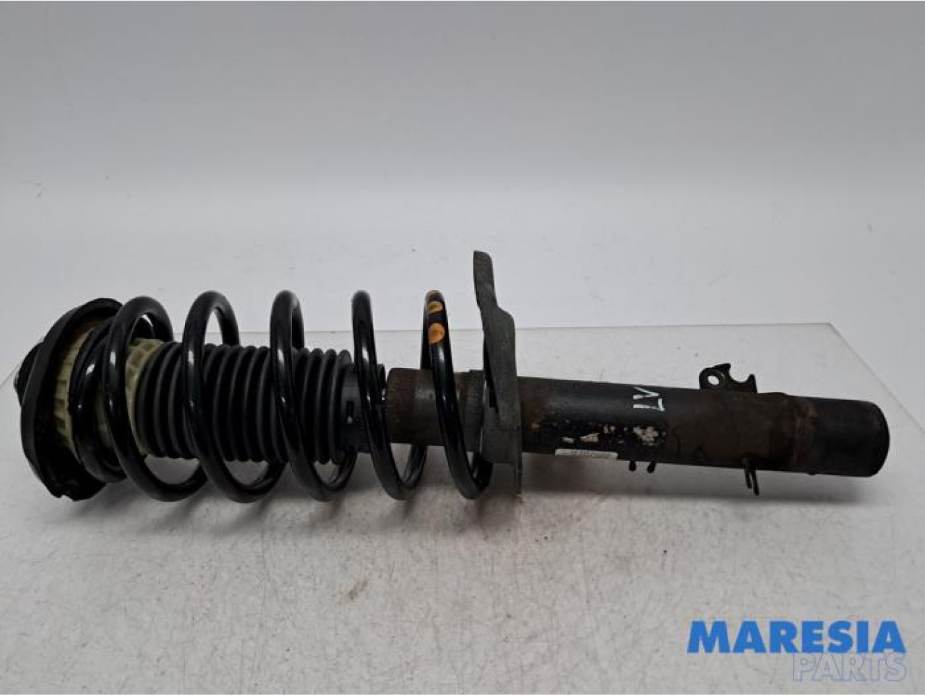 Peugeot - 207 - Front shock absorber rod, left