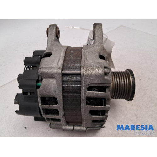 Renault - Clio - Dynamo