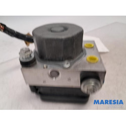 Renault - Clio - ABS pump