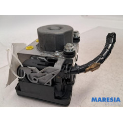 Renault - Clio - ABS pump