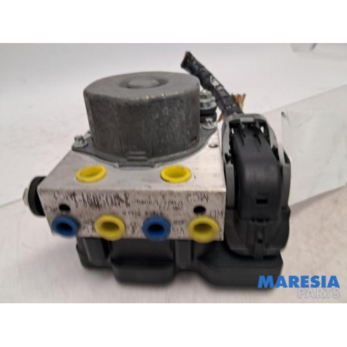 Renault - Clio - ABS Pomp