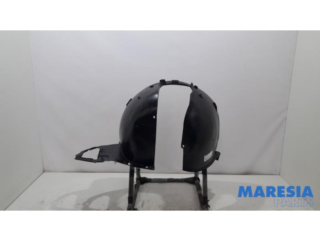 Peugeot - 207 - Passage de roue