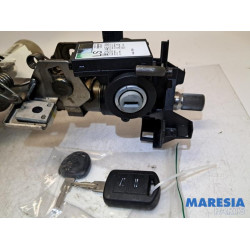 Opel - Corsa - Lenksäule Gehäuse